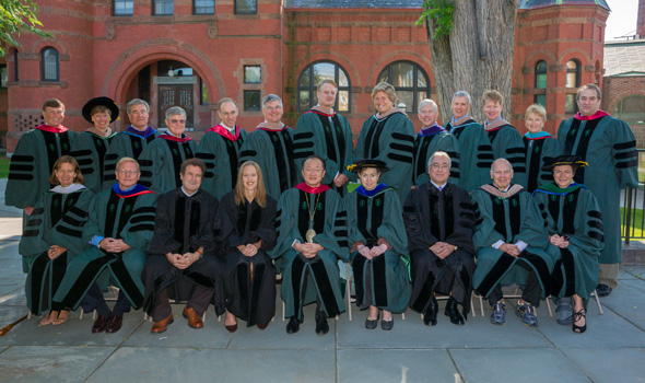 Board of Trustees, Honorary Degree Recipients, and President Kim